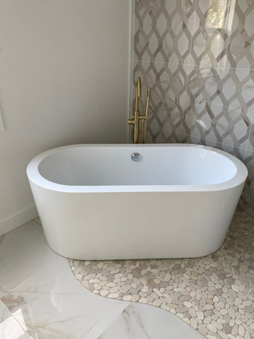 Marmi Chevron Blanco 24x24